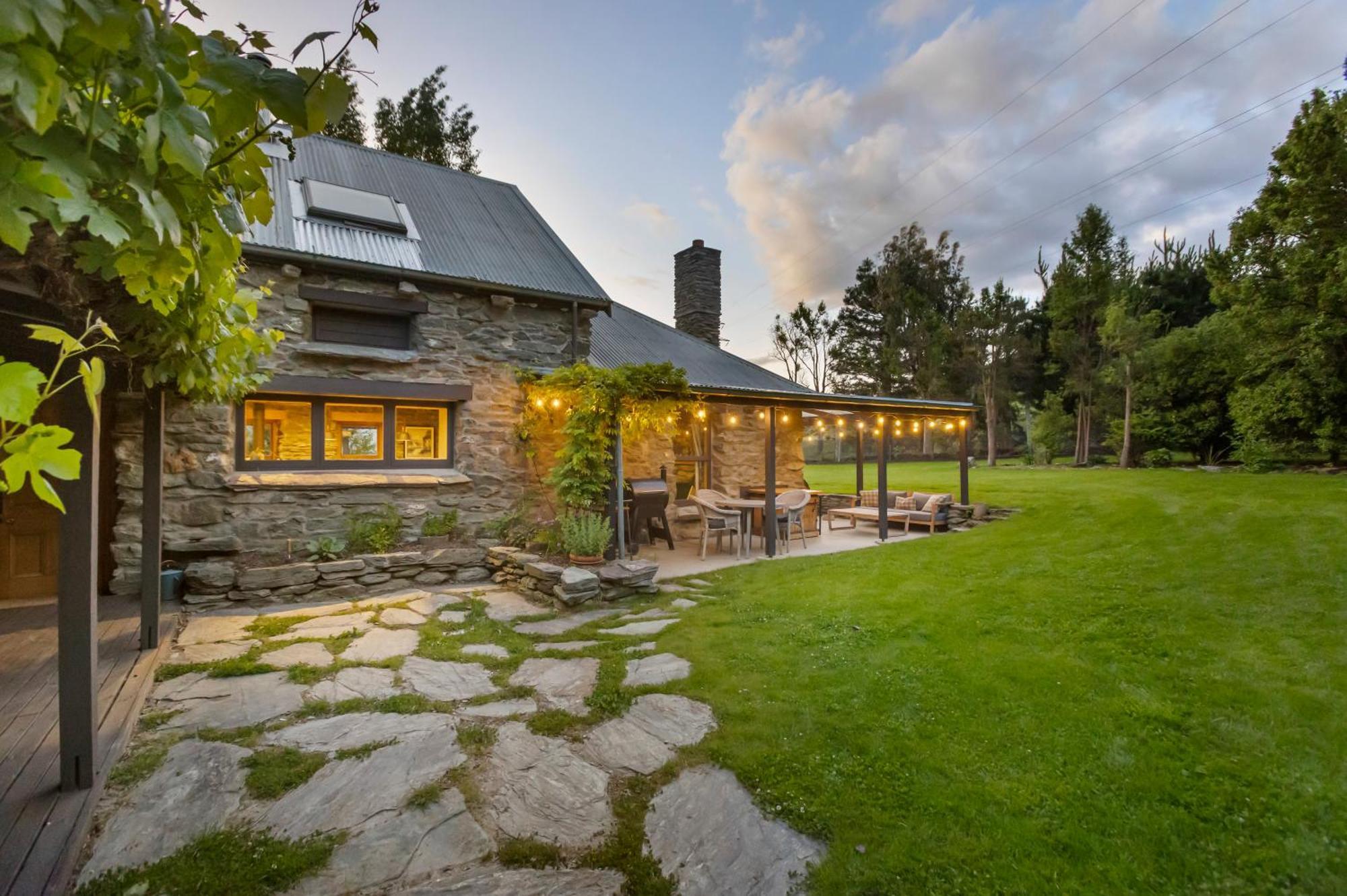 Judge & Jury Farm Retreat Villa Gibbston Exterior photo